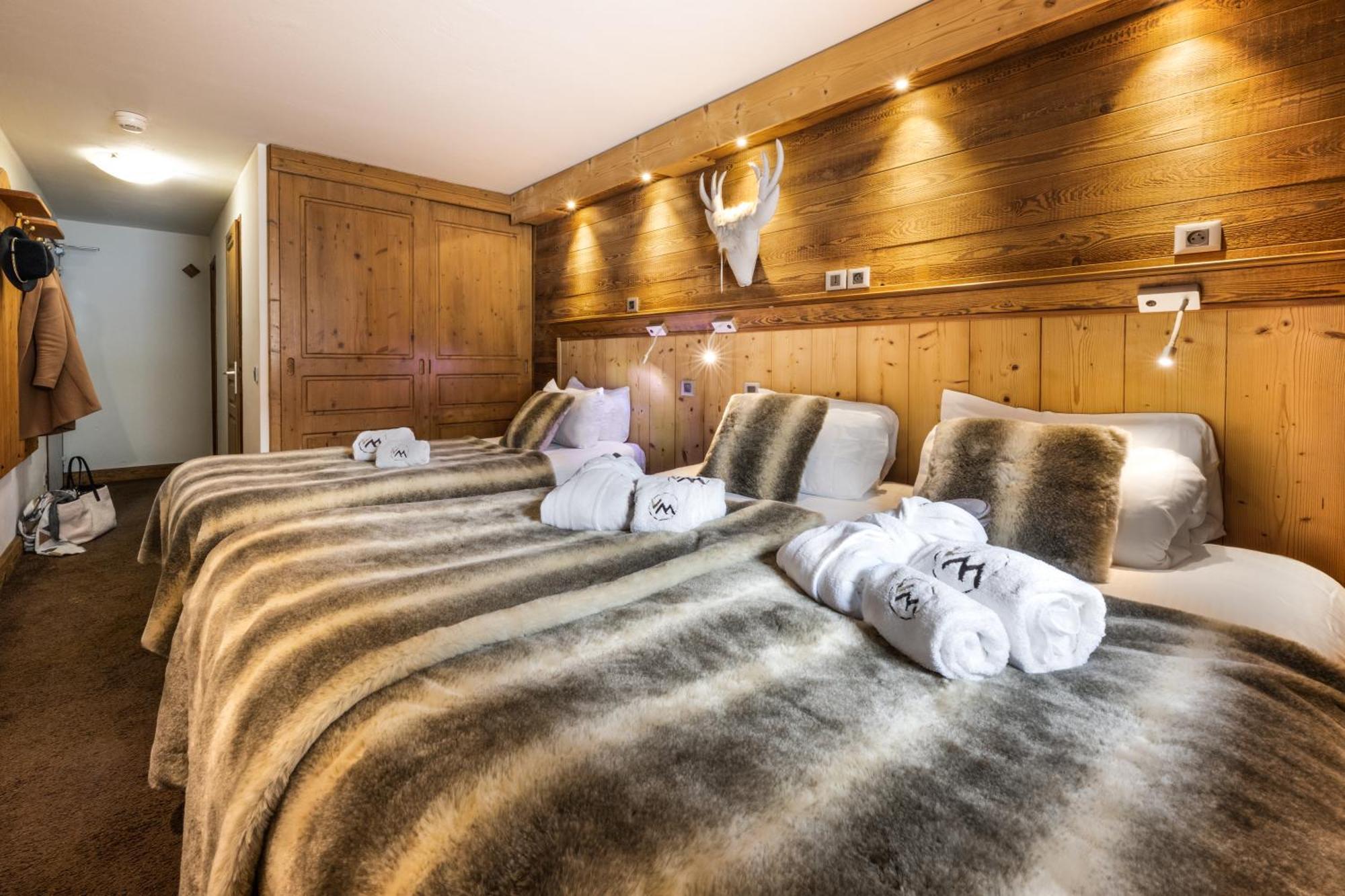 Hotel Ski Lodge - Village Montana Val-dʼIsère Dış mekan fotoğraf
